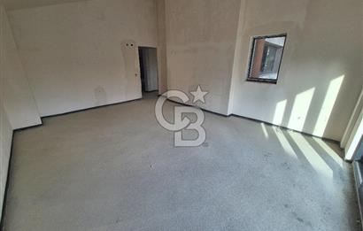 ORAN'DA PRESTİJLİ KONUMDA İLERİ NATAMAM 7+1 SATILIK KOMPLE BİNA