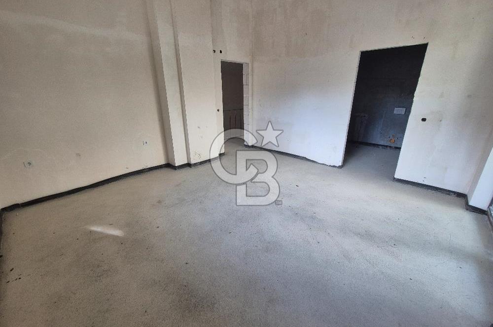 ORAN'DA PRESTİJLİ KONUMDA İLERİ NATAMAM 7+1 SATILIK KOMPLE BİNA