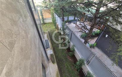 ORAN'DA PRESTİJLİ KONUMDA İLERİ NATAMAM 7+1 SATILIK KOMPLE BİNA