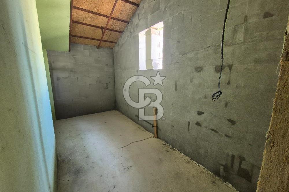 ORAN'DA PRESTİJLİ KONUMDA İLERİ NATAMAM 7+1 SATILIK KOMPLE BİNA