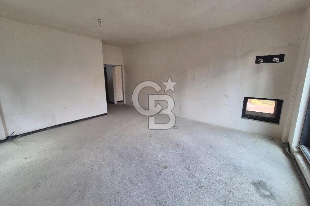 ORAN'DA PRESTİJLİ KONUMDA İLERİ NATAMAM 7+1 SATILIK KOMPLE BİNA