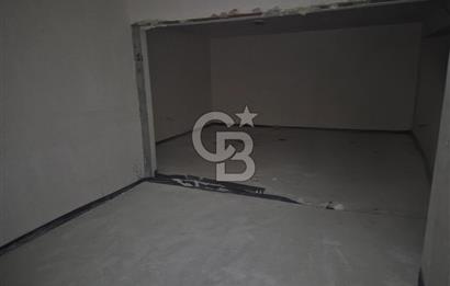 ORAN'DA PRESTİJLİ KONUMDA İLERİ NATAMAM 7+1 SATILIK KOMPLE BİNA