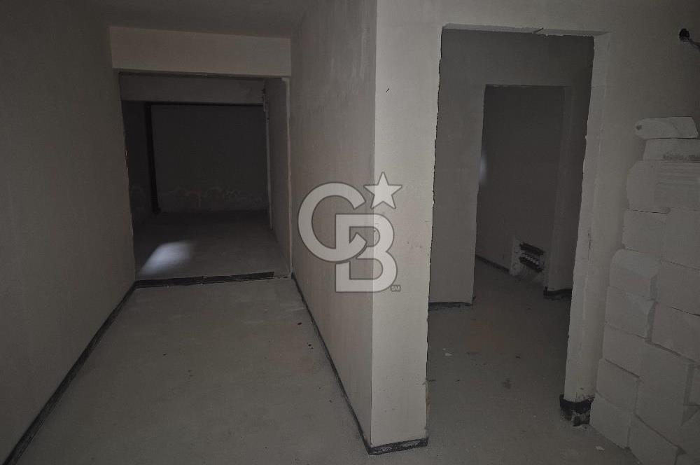 ORAN'DA PRESTİJLİ KONUMDA İLERİ NATAMAM 7+1 SATILIK KOMPLE BİNA