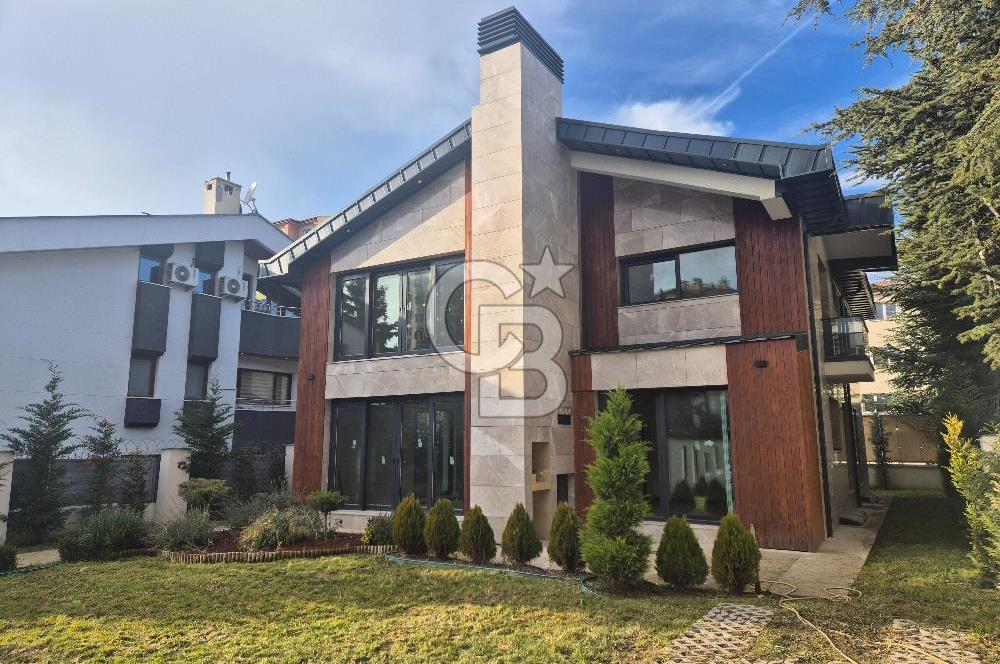 ORAN'DA PRESTİJLİ KONUMDA İLERİ NATAMAM 7+1 SATILIK KOMPLE BİNA