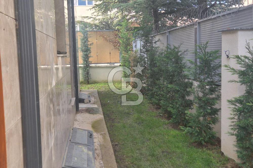 ORAN'DA PRESTİJLİ KONUMDA İLERİ NATAMAM 7+1 SATILIK KOMPLE BİNA