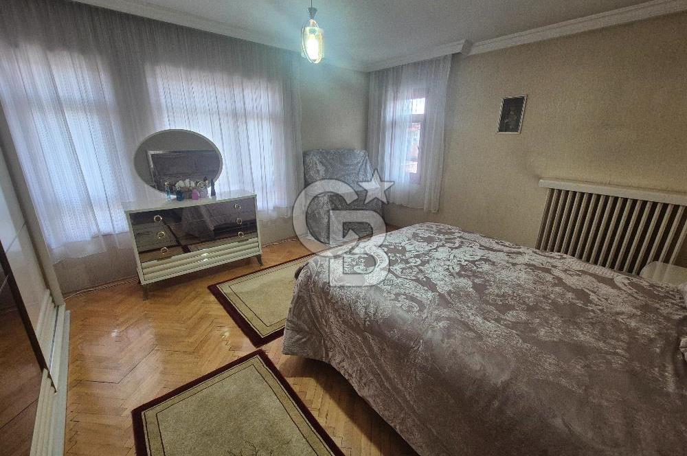 ETLİK BAĞCI CADDESİ ÜZERİNDE 5+1 DUBLEKS SATILIK DAİRE