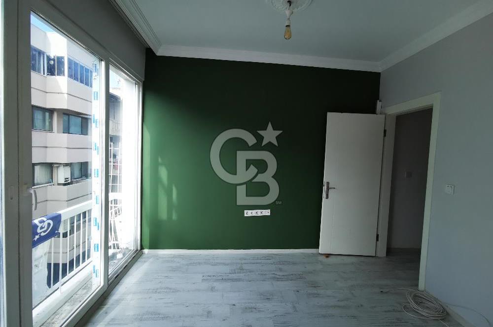 KARŞIYAKA ÇARŞIDA BOŞ DURUMDA SATILIK TADİLATLI DAİRE