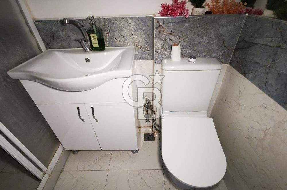 KARŞIYAKA ÇARŞIDA BOŞ DURUMDA SATILIK TADİLATLI DAİRE