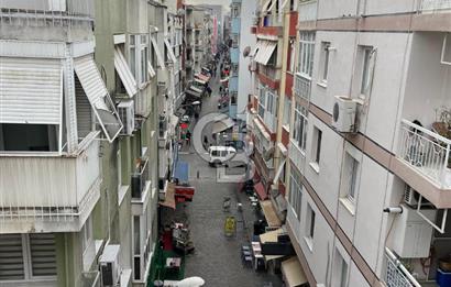 Karşıyaka Sahile Çok Yakın Mevkide Satılık 3+1 Daire