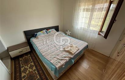 İZMİR FOÇA YENİKÖYDE SATILIK BAHÇELİ İMARLI KÖY EVİ