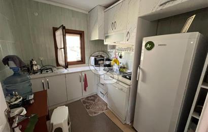 İZMİR FOÇA YENİKÖYDE SATILIK BAHÇELİ İMARLI KÖY EVİ