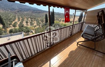 İZMİR FOÇA YENİKÖYDE SATILIK BAHÇELİ İMARLI KÖY EVİ