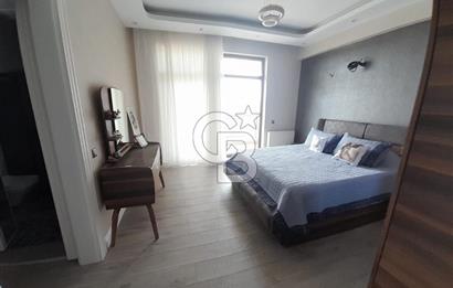 GÖLBAŞI - BAHÇELİEVLER MAH. GÖL MANZARALI SATILIK VİLLA