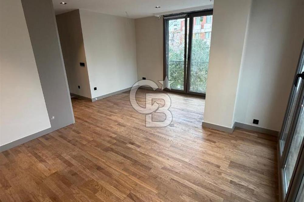 ATATÜRK CADDESİNDE ÖZEL DONANIMLI ŞIK 2+1 DAİRE