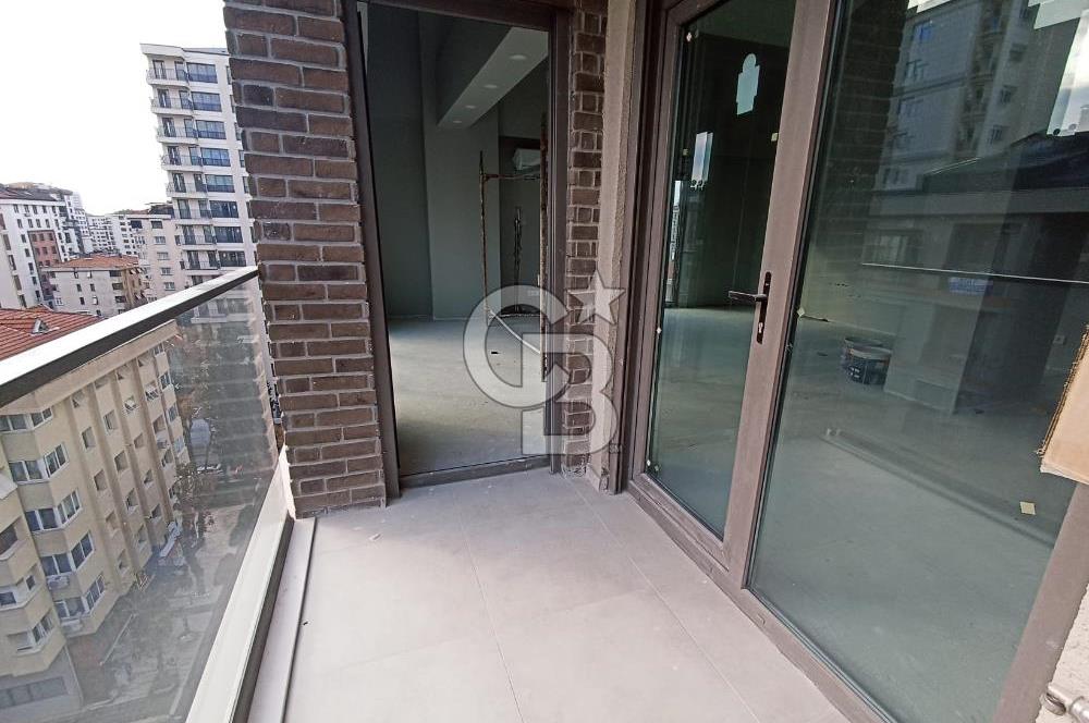 GÖZTEPEDE YÜKSEK TAVANLI 3+1 105 M2 NET BALKONLU DAİRE 