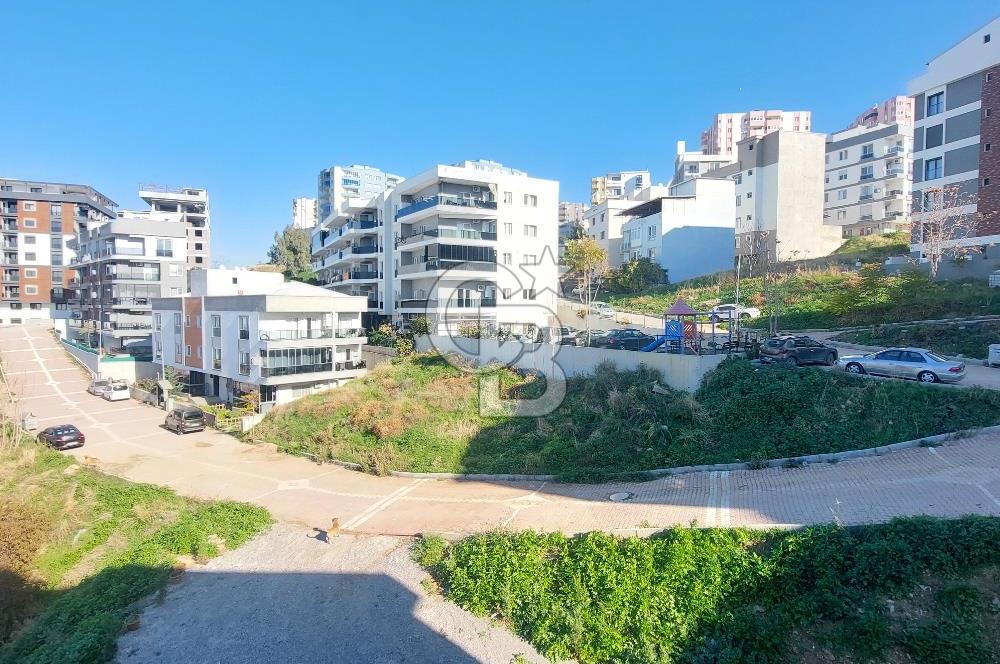 Menemen Ulukent 'te 64 m2 Brüt Satılık 1+1 Daire