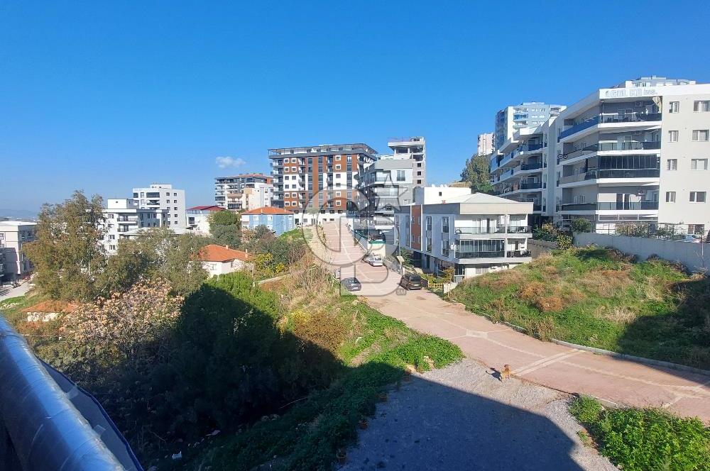 Menemen Ulukent 'te 64 m2 Brüt Satılık 1+1 Daire