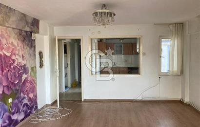 Tarihi Asansör de Deniz Manzaralı Satılık 3+1 Daire