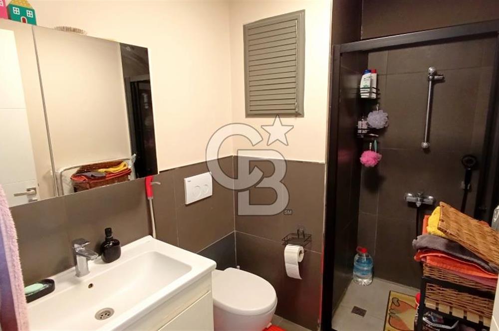 İzmir Ontan Bayraklı Sitesi Eşyalı Kiralık 1+1 50 m² Daire
