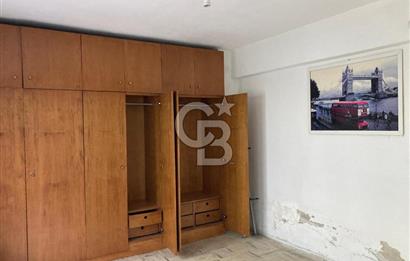 Tarihi Asansör de Deniz Manzaralı Satılık 3+1 Daire