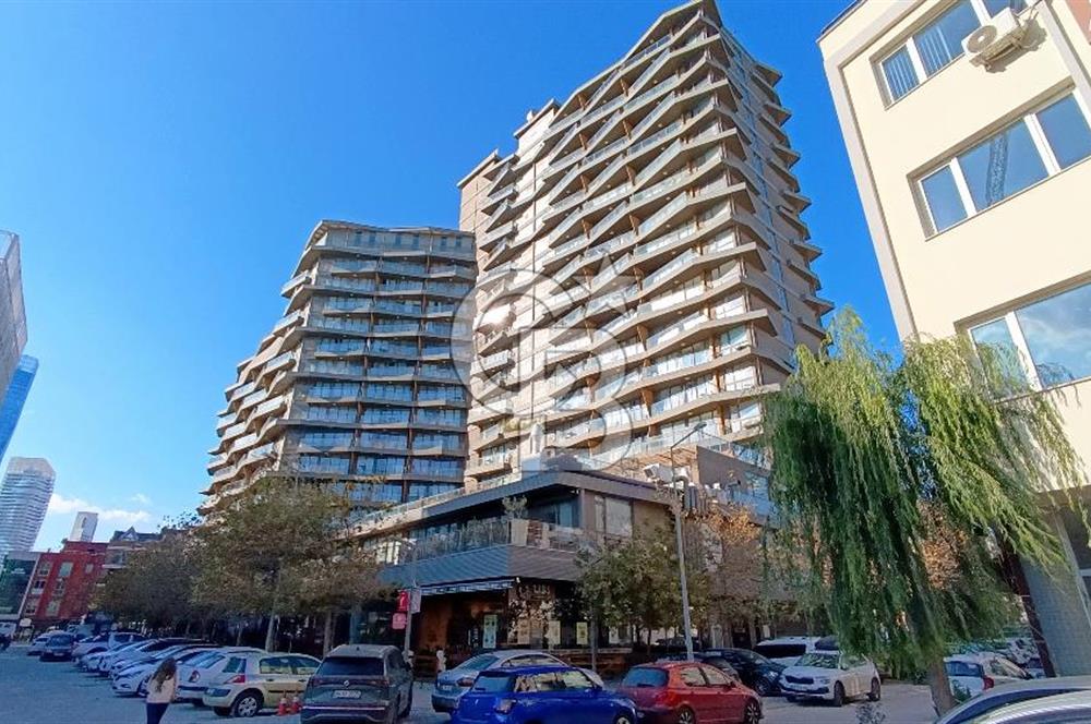 İzmir Ontan Bayraklı Sitesi Eşyalı Kiralık 1+1 50 m² Daire