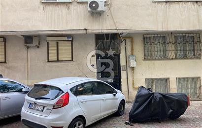 Tarihi Asansör de Deniz Manzaralı Satılık 3+1 Daire