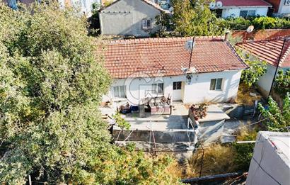 Bayraklı Emek Mahallesinde Kiralık Müstakil Ev