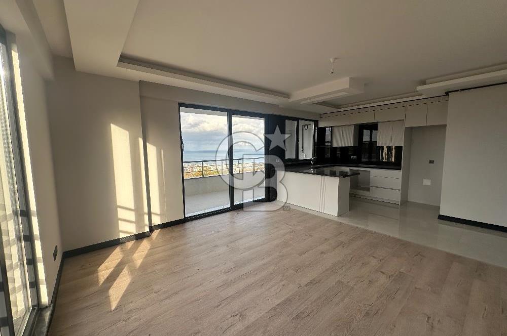 Alanlı Panoramik Deniz Manzaralı 2+1 satılık daire