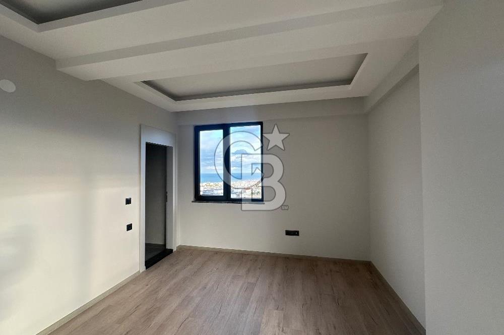 Alanlı Panoramik Deniz Manzaralı 2+1 satılık daire