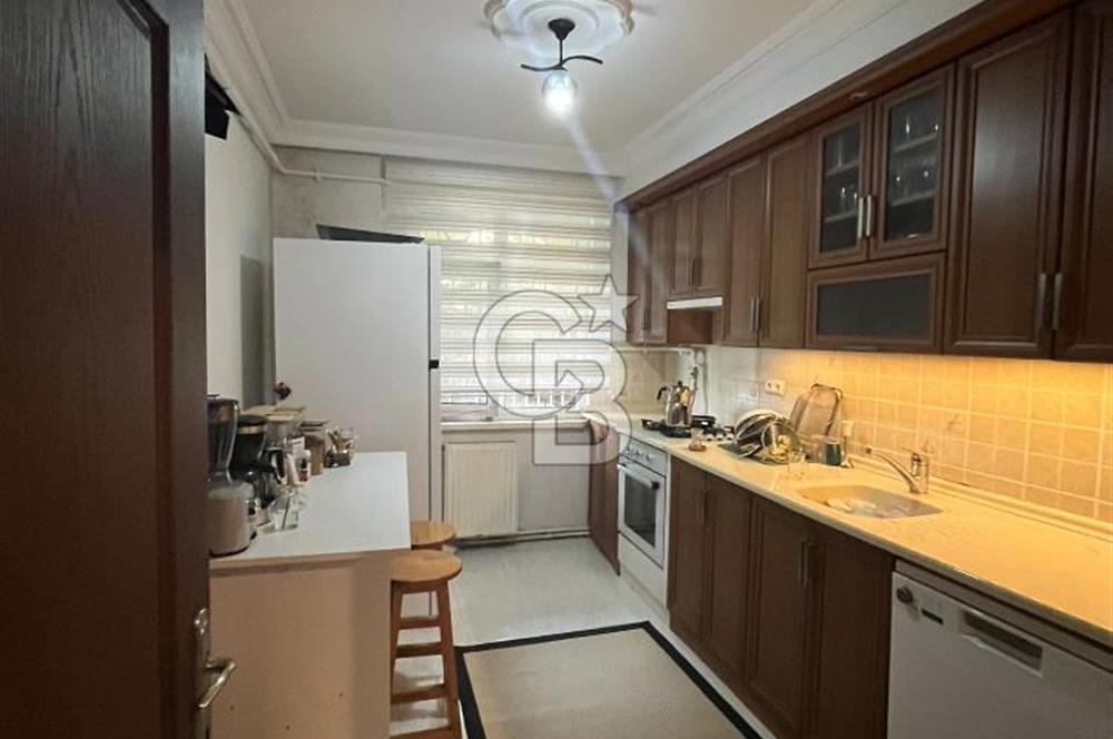 BAHÇELİEVLER'DE SATILIK 2+1 DAİRE