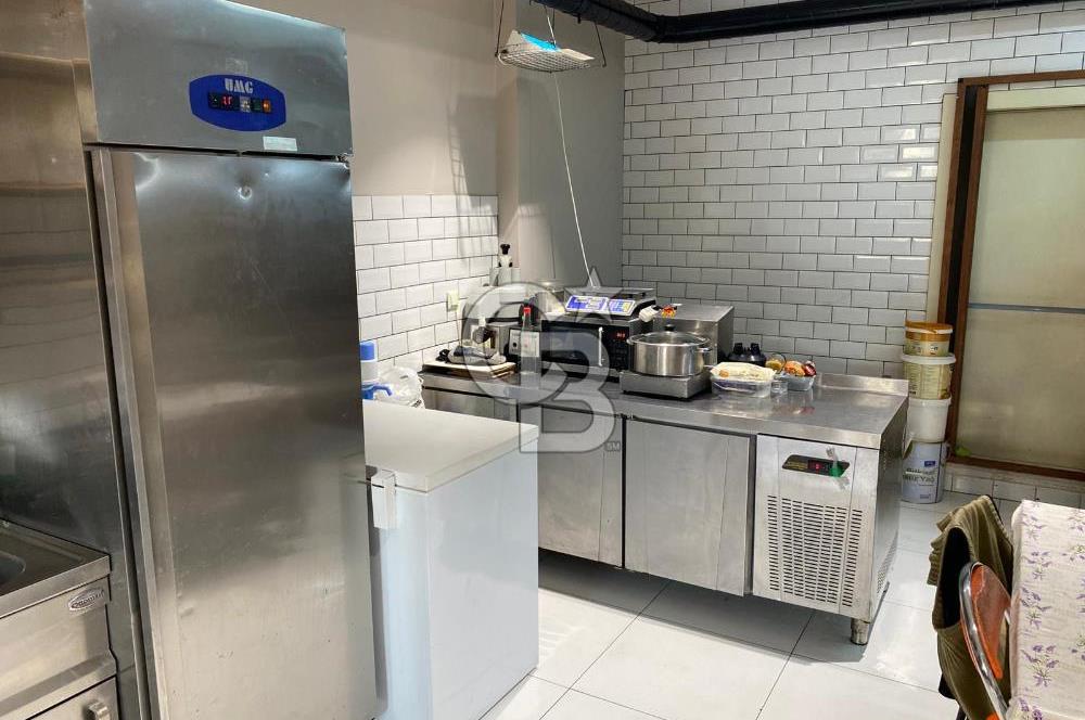 Eyüpte Müşterisi Oturmuş, Hemen İşletilebilecek Meze Dükkanı