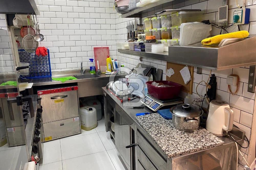 Eyüpte Müşterisi Oturmuş, Hemen İşletilebilecek Meze Dükkanı