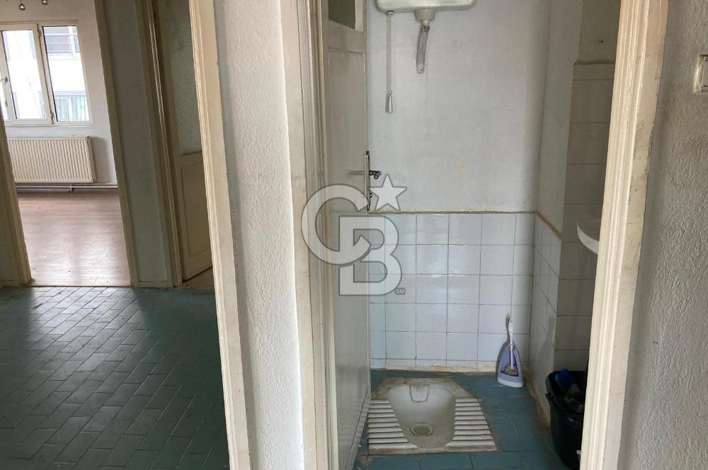 Tarihi Asansör de Deniz Manzaralı Satılık 3+1 Daire