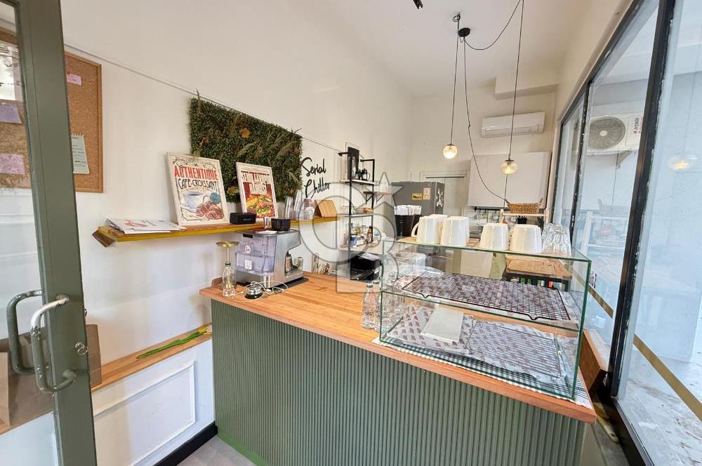 CADDEBOSTAN'DA DÜŞÜK KİRALI YÜKSEK CİROLU KAHVE&KRUVASAN KAFE