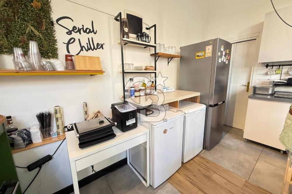 CADDEBOSTAN'DA DÜŞÜK KİRALI YÜKSEK CİROLU KAHVE&KRUVASAN KAFE