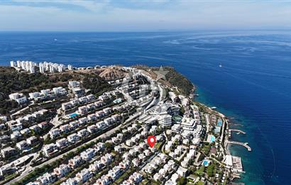 Bodrum Satılık Gündoğan'da Özel Plajlı, Deniz Manzaralı Villa
