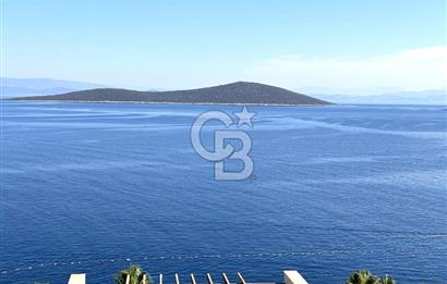 Bodrum Satılık Gündoğan'da Özel Plajlı, Deniz Manzaralı Villa
