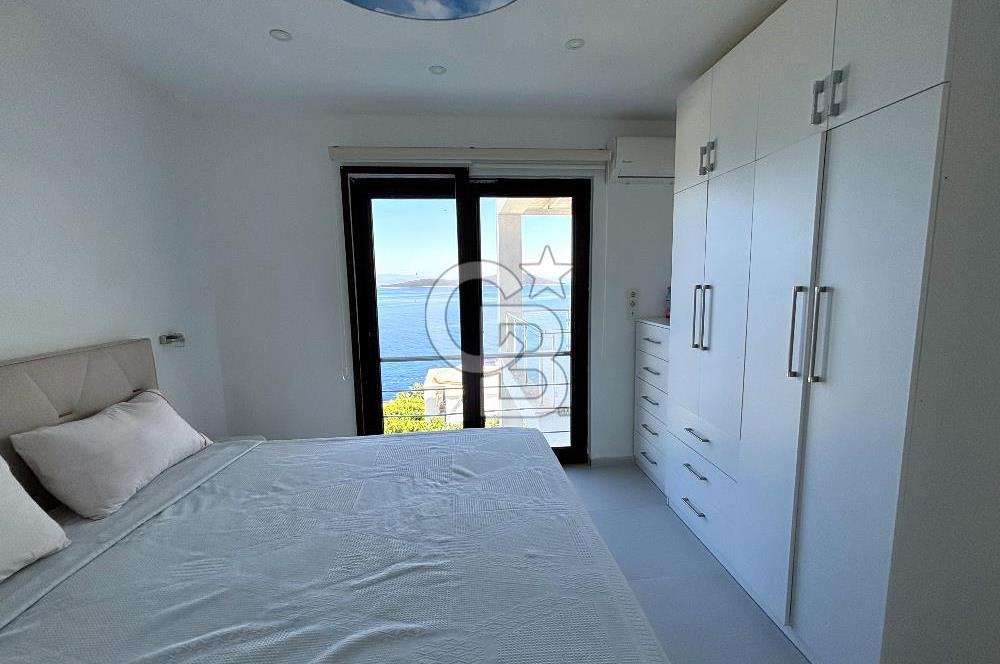 Bodrum Satılık Gündoğan'da Özel Plajlı, Deniz Manzaralı Villa