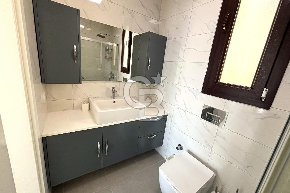 Bodrum Satılık Gündoğan'da Özel Plajlı, Deniz Manzaralı Villa