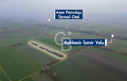 Balıkesir Pamukçu’da yola yakın 5.470 metre² yatırıma uygun tarla