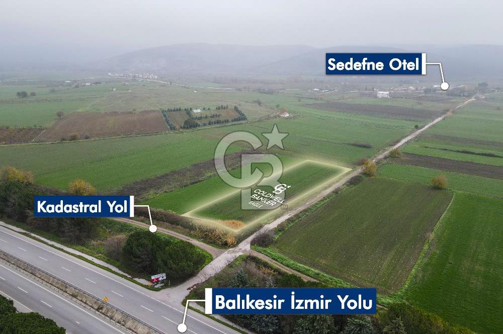 Pamukçu da ana yol üzerinde 