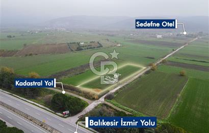 Pamukçu da ana yol üzerinde 