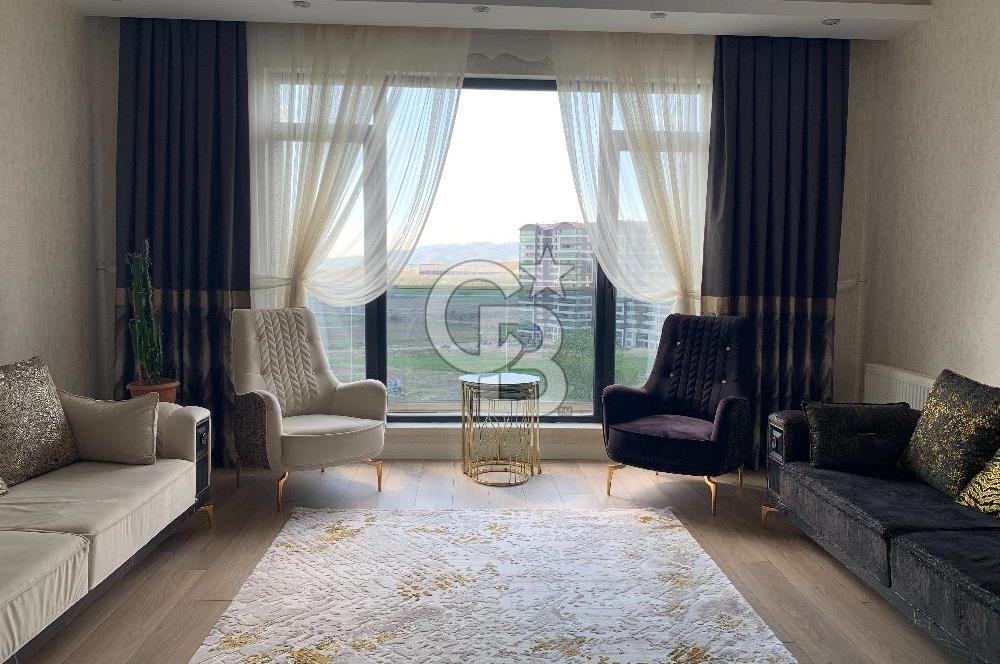 KEÇİÖREN OVACIKTA SMD TOWERS SİTESİNDE SATILIK 4+1 LÜKS DAİRE