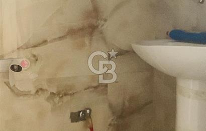 PURSAKLAR MERKEZDE 200 MT2 DEPOLU YENİ BİNADA SATILIK DÜKKAN