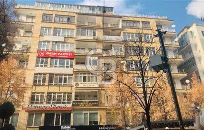 KIZILAY İZMİR BİR CADDESİNDE ŞEHİR MANZARALI SATILIK TERAS DAİRE