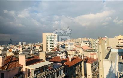 KIZILAY İZMİR BİR CADDESİNDE ŞEHİR MANZARALI SATILIK TERAS DAİRE