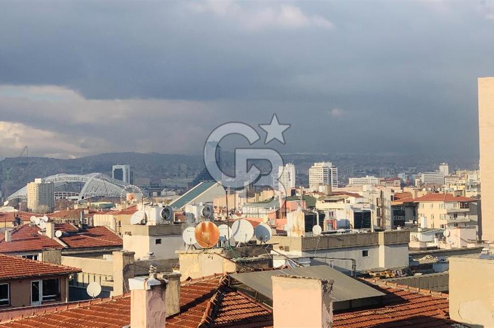 KIZILAY İZMİR BİR CADDESİNDE ŞEHİR MANZARALI SATILIK TERAS DAİRE