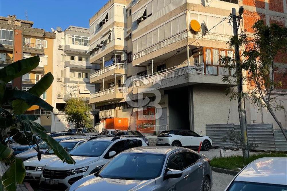 Karşıyaka Yalı Mahallesi Pazar Mevkii Satılık İşyeri