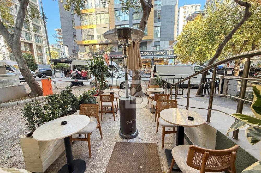 CADDEBOSTAN'DA DÜŞÜK KİRALI YÜKSEK CİROLU KAHVE&KRUVASAN KAFE