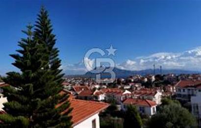 DATÇA İSKELE MAHALLESİ'NDE DENİZ MANZARALI İMARLI ARSA